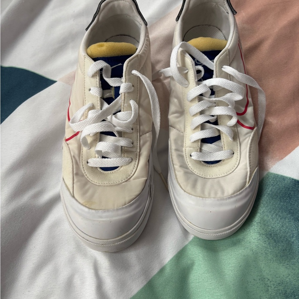 Nike Cream and Tan Sneakers